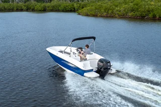 Bayliner Element E16