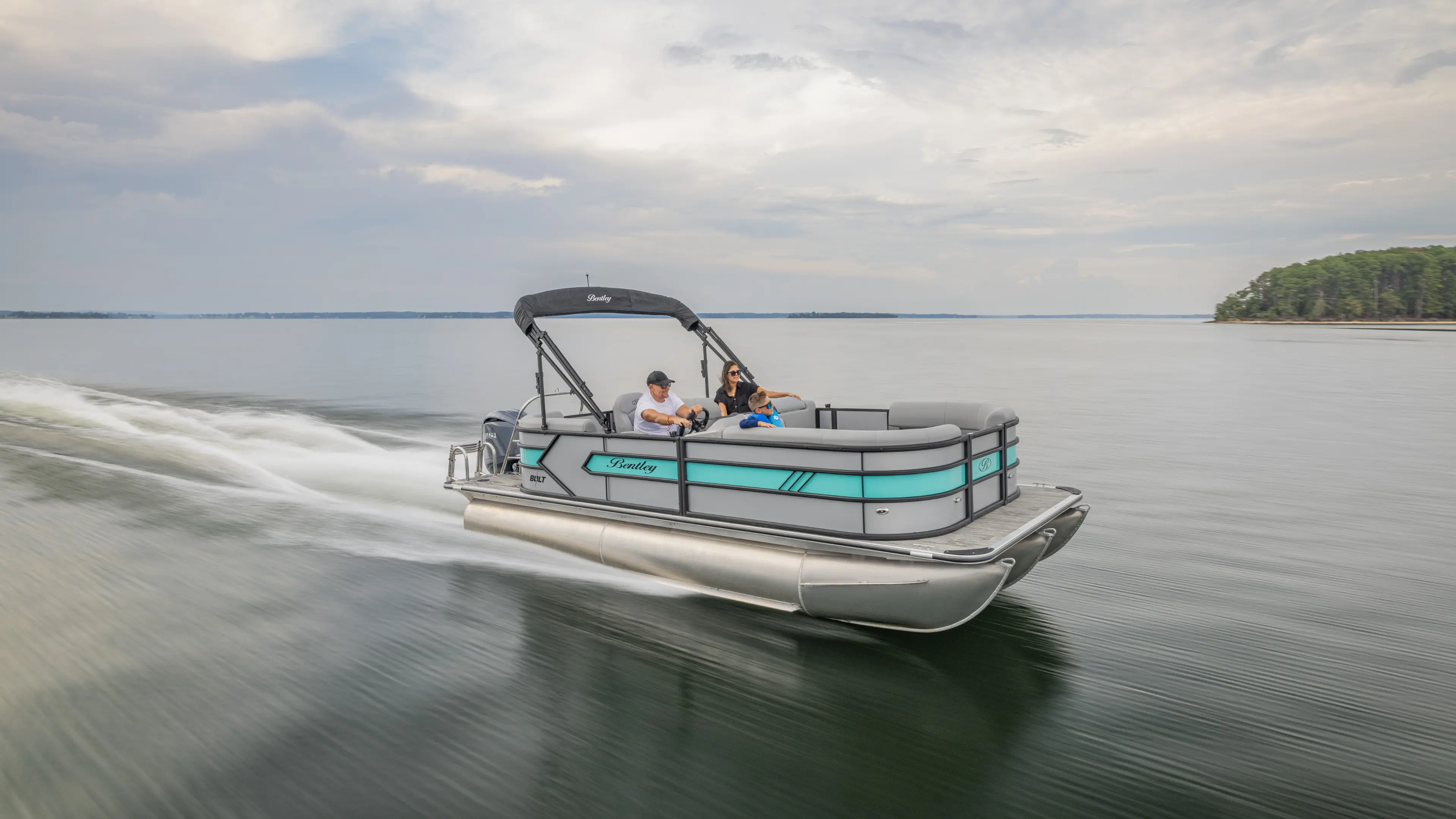 Bentley Pontoons Bolt