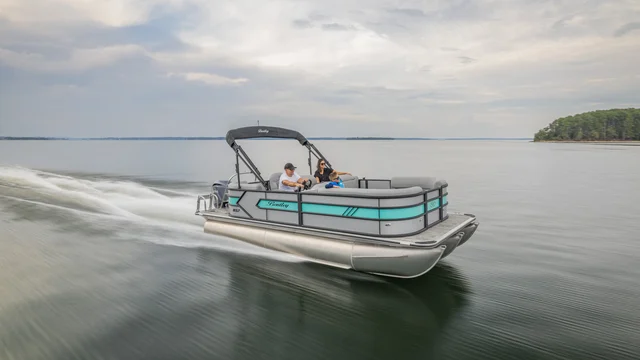 Bentley Pontoons Bolt · Model overview