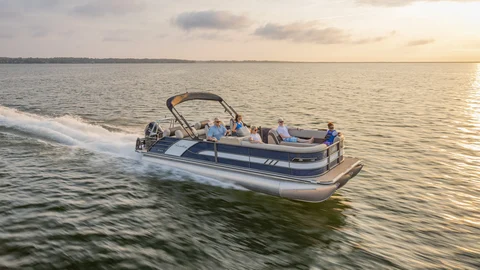 Bentley Pontoons manufacturer lineup