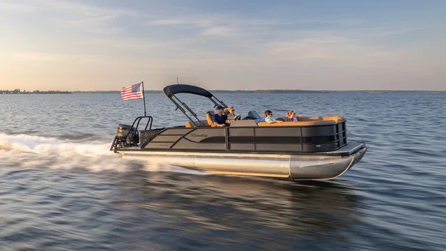 Bentley Pontoons Legacy · Model overview
