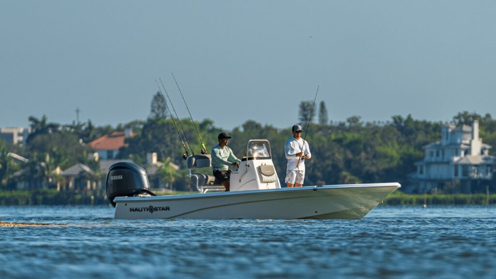 NauticStar 214 Shallow Bay
