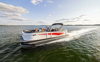Premier Pontoons Intrigue