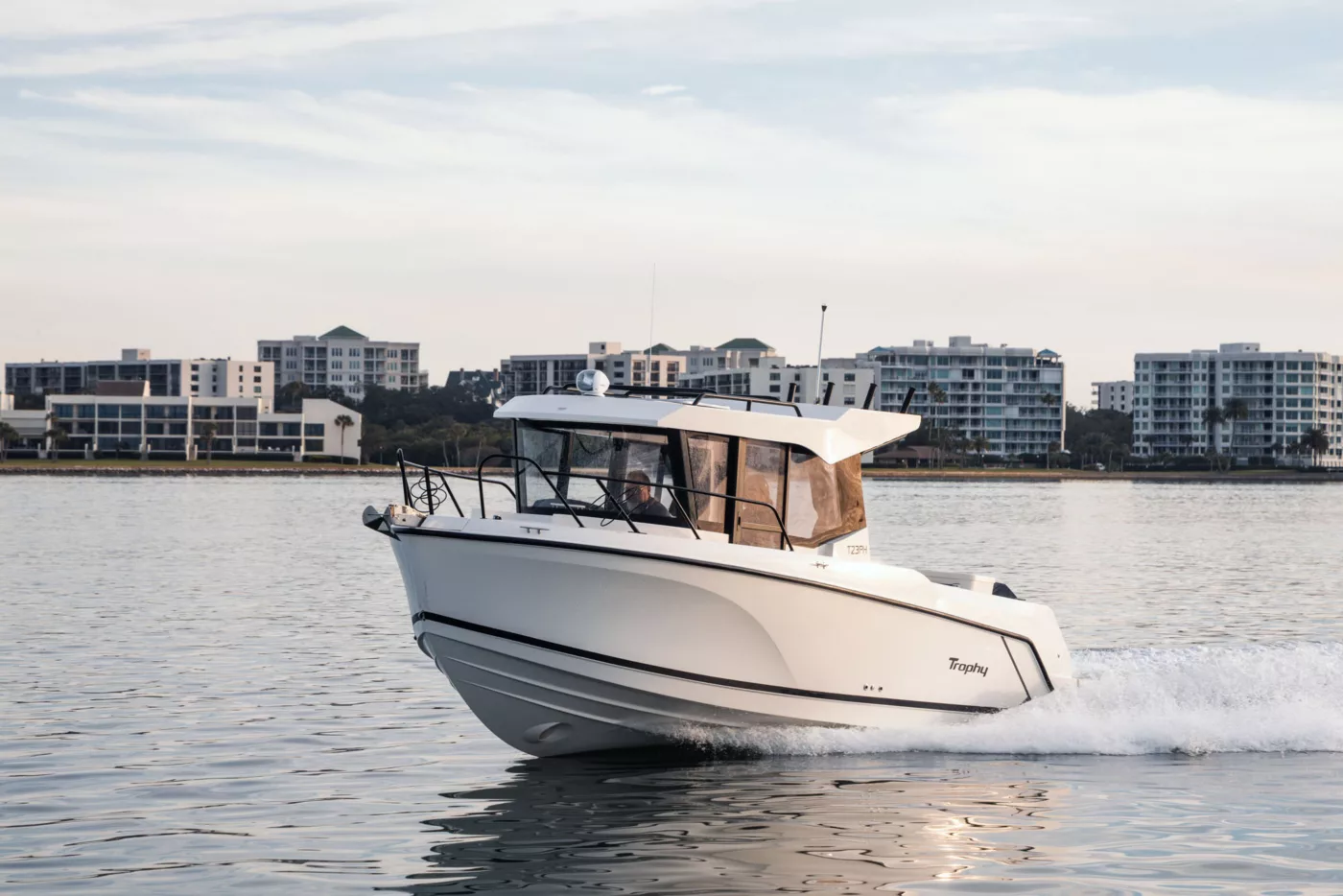 Trophy T23 Pilothouse